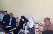 ابلاغ پیام رئیس‌جمهور به خانواده‌های شهدای شهرستان بندرخمیر