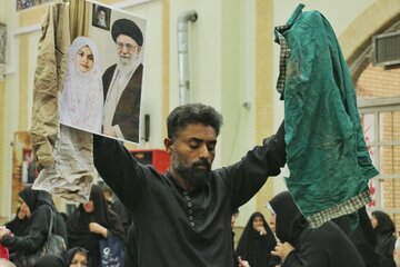 یاد بود شهدای  میناب در همدان