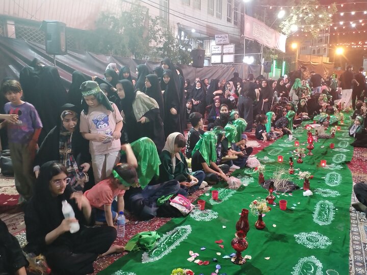 اشک‌های کوچک برای غم بزرگ؛ بزرگ‌ترین سفره نمادین حضرت رقیه(س) در پیشوا پهن شد