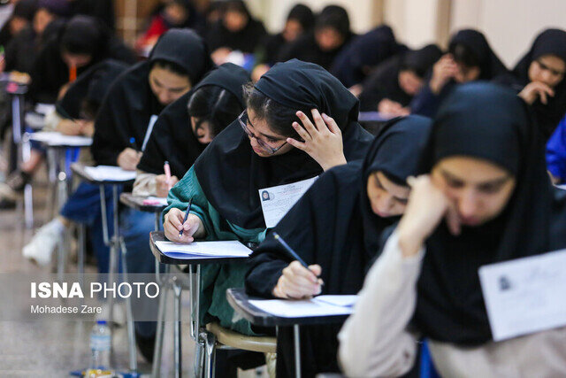 شرکت ۲۷ هزار و پنج دانش‌آموز قمی در ۸۵ حوزه امتحان نهایی