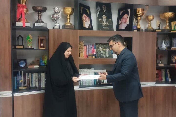 تفاهم‌نامه همکاری استانداری قزوین و دانشگاه علمی‌کاربردی برای توانمندسازی بانوان
