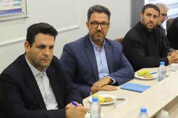 ابراهیم ایران نژاد، رییس پژوهشکده توسعه وبرنامه ریزی جهاد دانشگاهی آذربایجان شرقی در بازدید معاون استاندار آذربایجان شرقی از مراکز جهاددانشگاهی استان