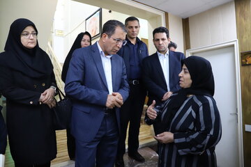 تقی کرمی، معاون توسعه مدیریت و منابع استانداری آذربایجان شرقی در بازدید از مراکز جهاددانشگاهی استان آذربایجان شرقی
