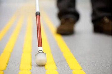 ابداع مسیر مغناطیسی نامرئی برای استقلال حرکتی نابینایان با فناوری هپتیک