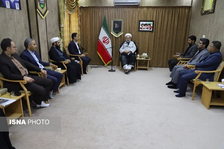 مدرک‌گرایی بدون ارتقای علمی و معرفتی، خدمت به کشور نیست