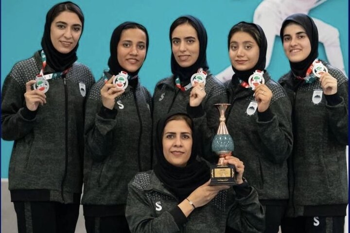 نایب‌ قهرمانی بانوان چادرملو اردکان در لیگ برتر شمشیربازی کشور