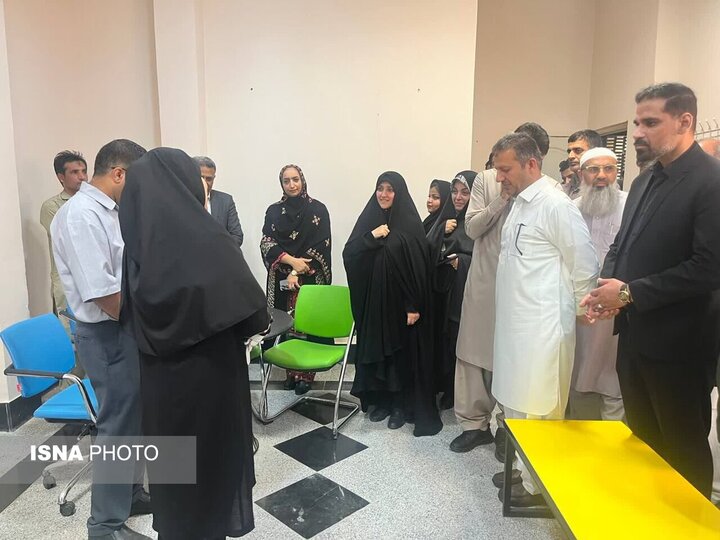 معاون رئیس‌جمهور: ظرفیت زنان ایرانشهر در پیوند با هنر سوزن‌دوزی باید بیش از گذشته دیده شود