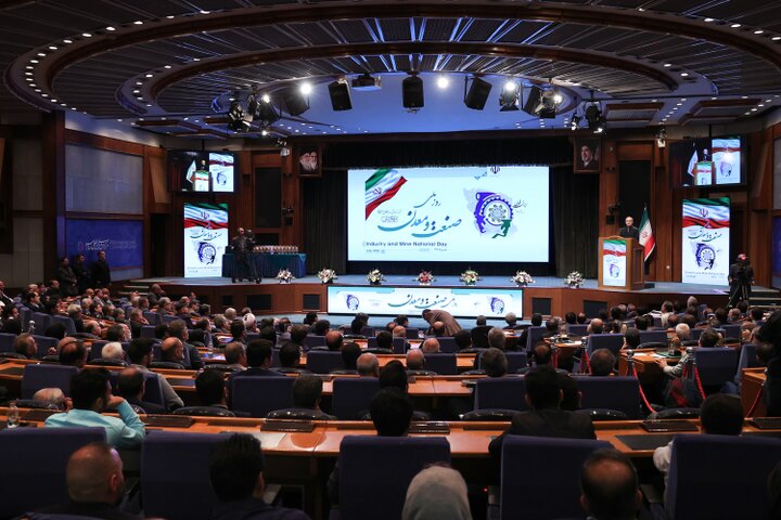 پزشکیان: دستگاه دیپلماسی هرگز از حقوق ملت ایران کوتاه نخواهد آمد