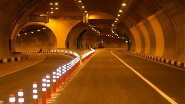 محدودیت تردد در محور هراز به دلیل عملیات احداث روشنایی تونل‌ها
