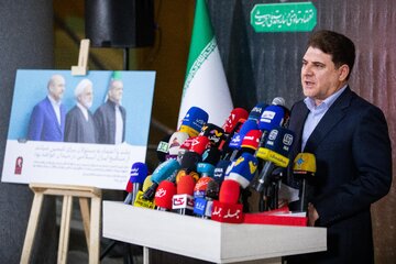 نشست خبری علی زینی وند، سخنگوی وزارت کشور