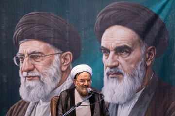 مراسم بزرگداشت رهبر شهید در حسینیه جماران
