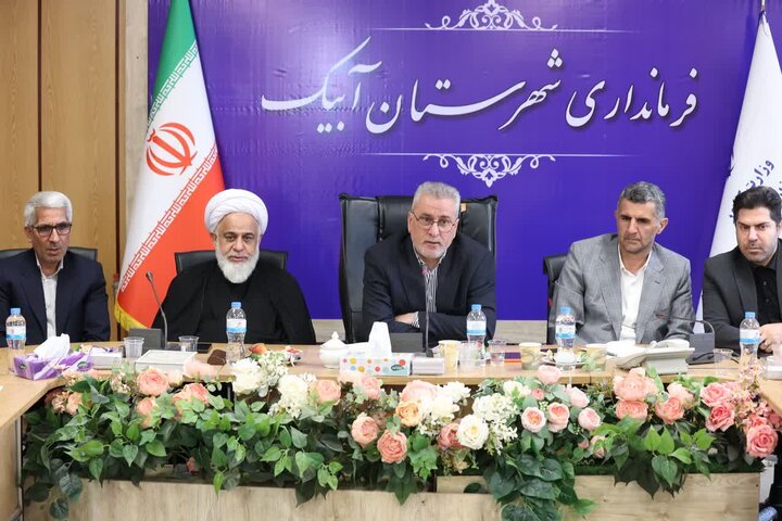 تأکید معاون استاندار قزوین بر خدمت‌رسانی شبانه‌روزی مدیران