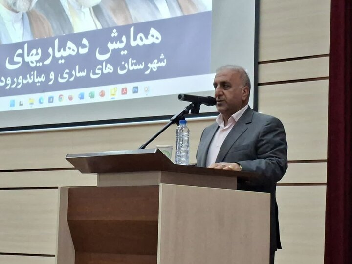 معاون سازمان شهرداریها و دهیاریها خبر داد:گام بلند دولت در تامین امنیت شغلی دهیاران