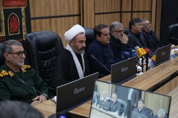 استاندار ایلام: مرز مهران آماده میزبانی از موج میلیونی زائران اربعین است