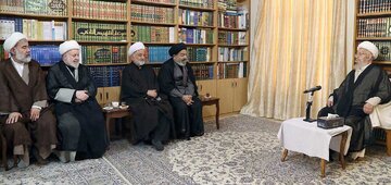 تقدیر آیت‌الله مکارم شیرازی از مدیریت حج امسال