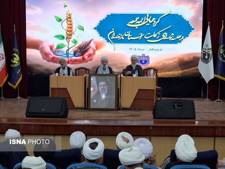 عضو خبرگان رهبری: نباید به تفاهم «برجاموار» تن داد/ دشمن به دنبال تجزیه ایران است