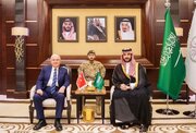 گفت‌وگوی تلفنی وزیران دفاع ترکیه و عربستان