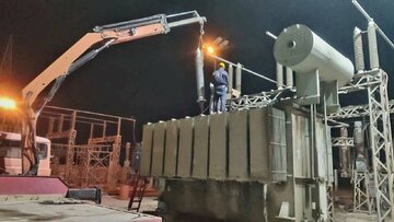 رفع آسیب‌دیدگی ترانس پست پتروشیمی آبادان بدون ایجاد خاموشی 