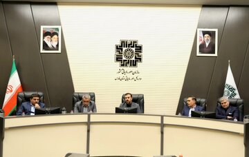 استاندار: قرارگاه اقتصادی فارس باید با آرایش جنگی عمل کند