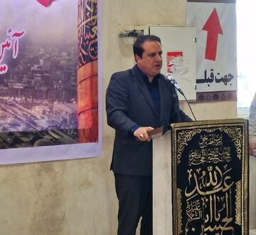 استاندار ایلام: موکب‌های اربعین نماد همبستگی مردمی هستند