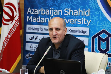 سخنرانی ،خسرو کنعانی، رئیس جهاد دانشگاهی استان آذربایجان شرقی در  افتتاح دفتر جهاد دانشگاهی - دانشگاه شهید مدنی آذربایجان