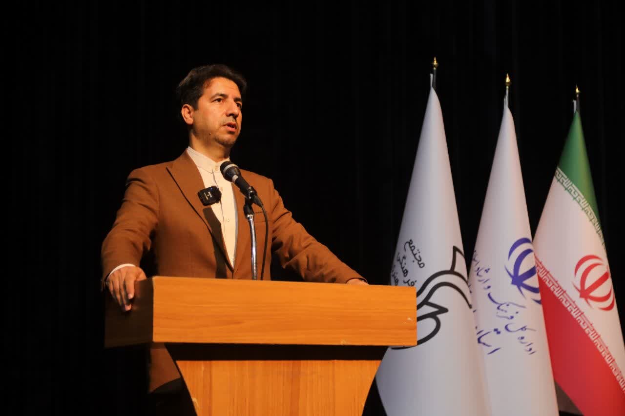 نایبرئیس خانه مطبوعات کشور: مرجعیت رسانههای رسمی در حال کاهش است