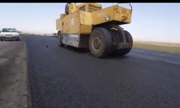 آغاز عملیات روکش آسفالت محور ابارق به دهبکری بم با اعتبار ۱۷۹ میلیارد تومان