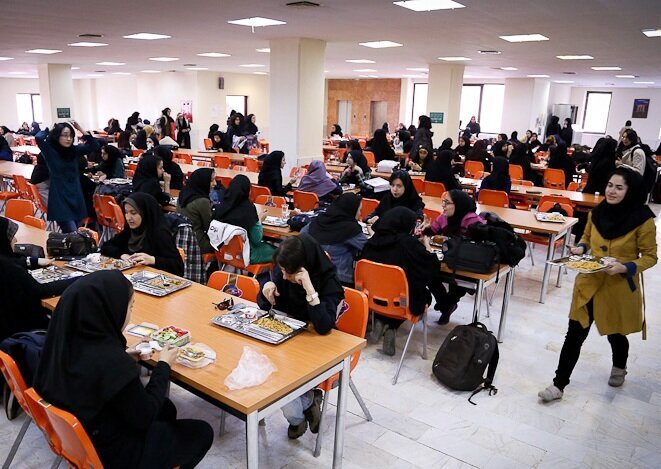 سهم ۱۵ درصدی دانشجویان در طرح جدید تغذیه/ ارائه کارت ۶ میلیونی به دانشجویان