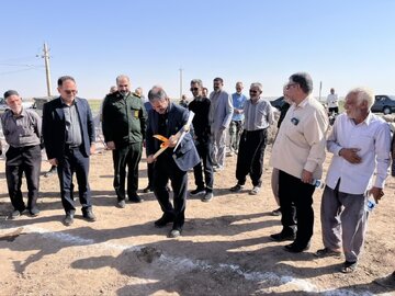 آغاز عملیات اجرایی نخستین پروژه صنایع تبدیلی روستای حسین‌آباد قم