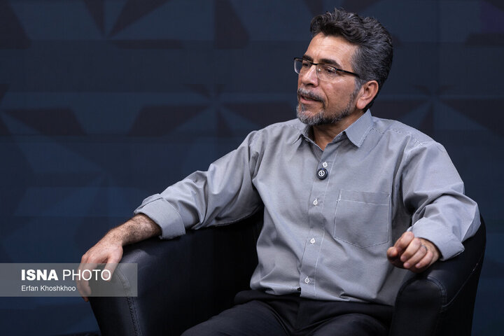 در حال چک///شکارچی واژهها
