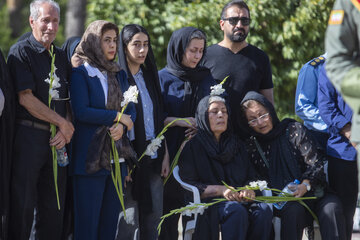 مراسم تشییع پیکر سرتیپ دوم خلبان شهید مجید کاظمی - شیراز