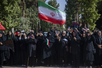 مراسم تشییع پیکر سرتیپ دوم خلبان شهید مجید کاظمی - شیراز
