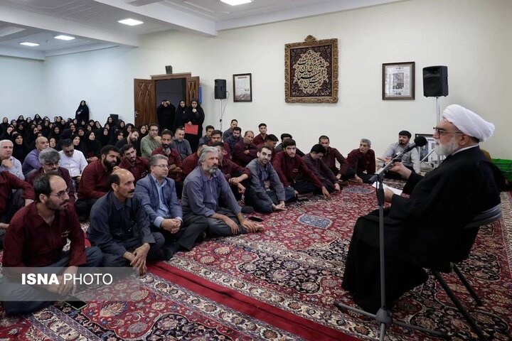 ایجاد ۱۰۰۰ فرصت شغلی جدید در فرش‌بافی آستان قدس رضوی تا سال آینده
