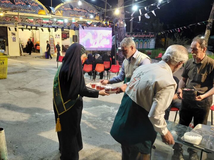۵ موکب رضوی در مبادی ورودی و خروجی فارس به زائران اربعین خدمات ارائه می‌کنند
