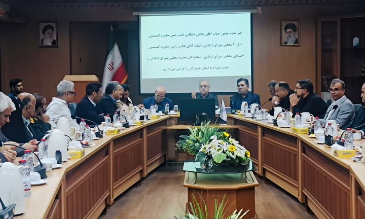 استاندار: اولویت‌های هرمزگان با رویکرد «شرایط جنگی» در مجلس و دولت پیگیری می‌شود