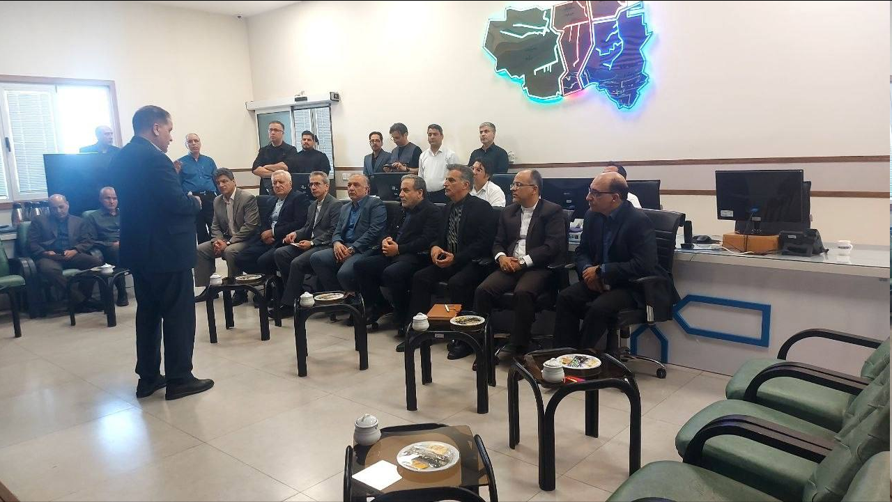 بازدید وزیر امور خارجه از مدیریت شرکت آبفای مشهد مقدس