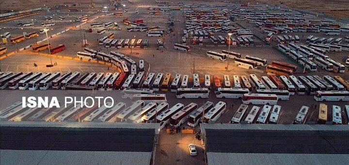 استقرار ۷۱۴ دستگاه اتوبوس در پایانه برکت مهران برای بازگشت زائران اربعین
