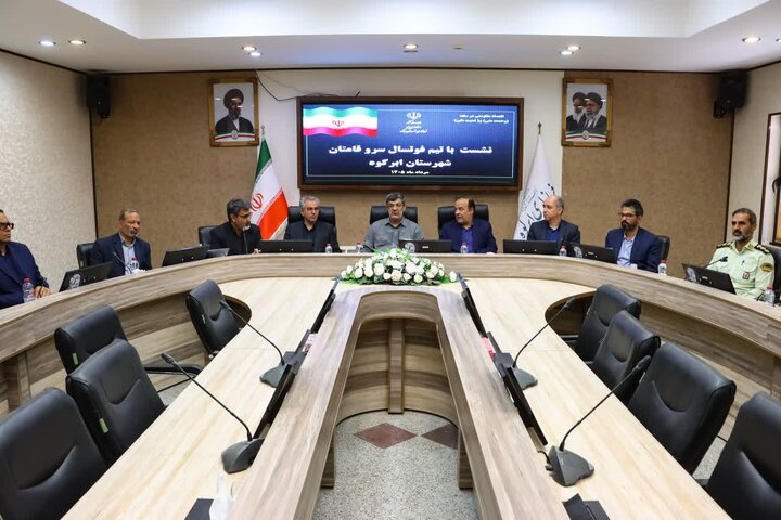 استاندار یزد: از تیم‌های موفق شهرستانی با جدیت حمایت می‌کنیم