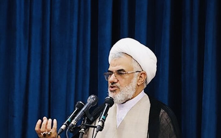 امام جمعه بندرعباس: آرایش مردمی در اربعین، اقتدار جبهه مقاومت را تقویت می‌کند
