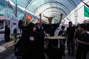 استاندار خوزستان: خدمت‌رسانی در مواکب اربعین وصف‌ناشدنی است