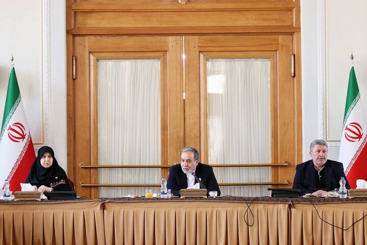 عراقچی: نقش رسانه‌ها در روایت دفاع مقدس ایرانیان بسیار کلیدی است