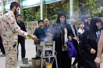 تردد شبانه زائران اربعین حسینی از مرز خسروی