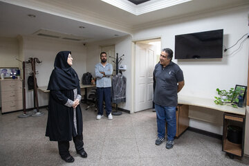 حضور فاطمه مهاجرانی، سخنگوی دولت به مناسبت روز خبرنگار در ایسنا
