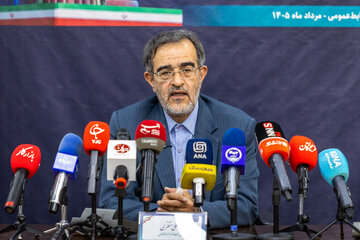 نشست خبری علی منتظری، رئیس جهاد دانشگاهی