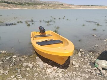 کشف ۱۳۰۰ متر تور و ۵۴ گرگور غیرمجاز در تالاب هفت‌برم شیراز