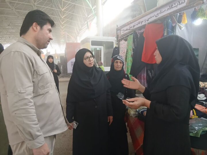 برپایی نمایشگاه تولیدات بانوان ایلام، ظرفیت‌هایی اقتصادی اربعین را نشان داد