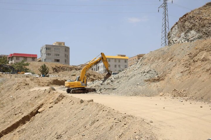 ادامه ساخت مسیر جایگزین پل b۱