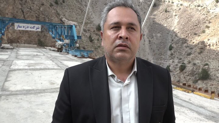 حدود ۷ کیلومتر از مسیرهای صعبالعبور جاده هراز امسال چهار خطه میشود
