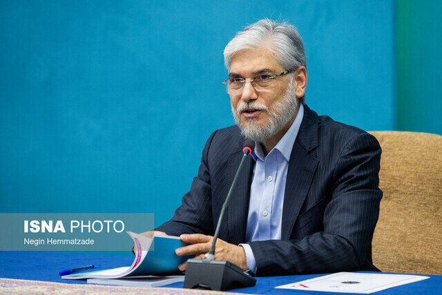 Iranian science minister calls on expats to aid national development