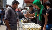 خدمت بی‌وقفه ۱۸ موکب مردمی ملایر به زائران اربعین